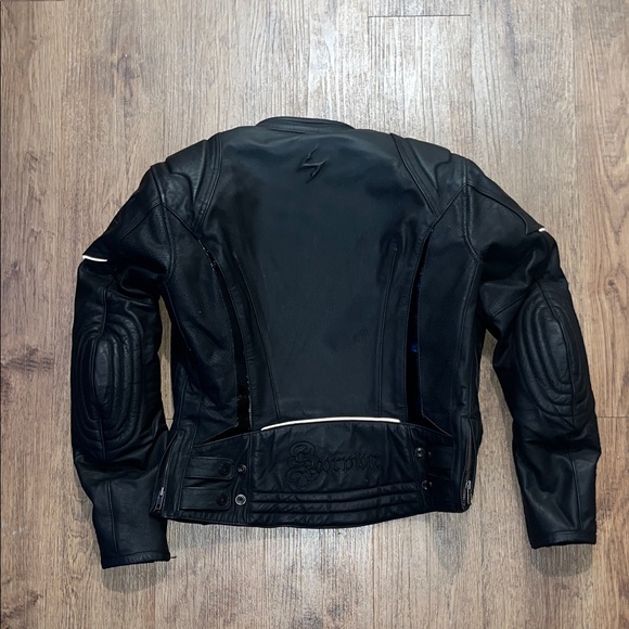 Scorpion exo get stung Women's Black Leather Jacket - Picture 9 of 9